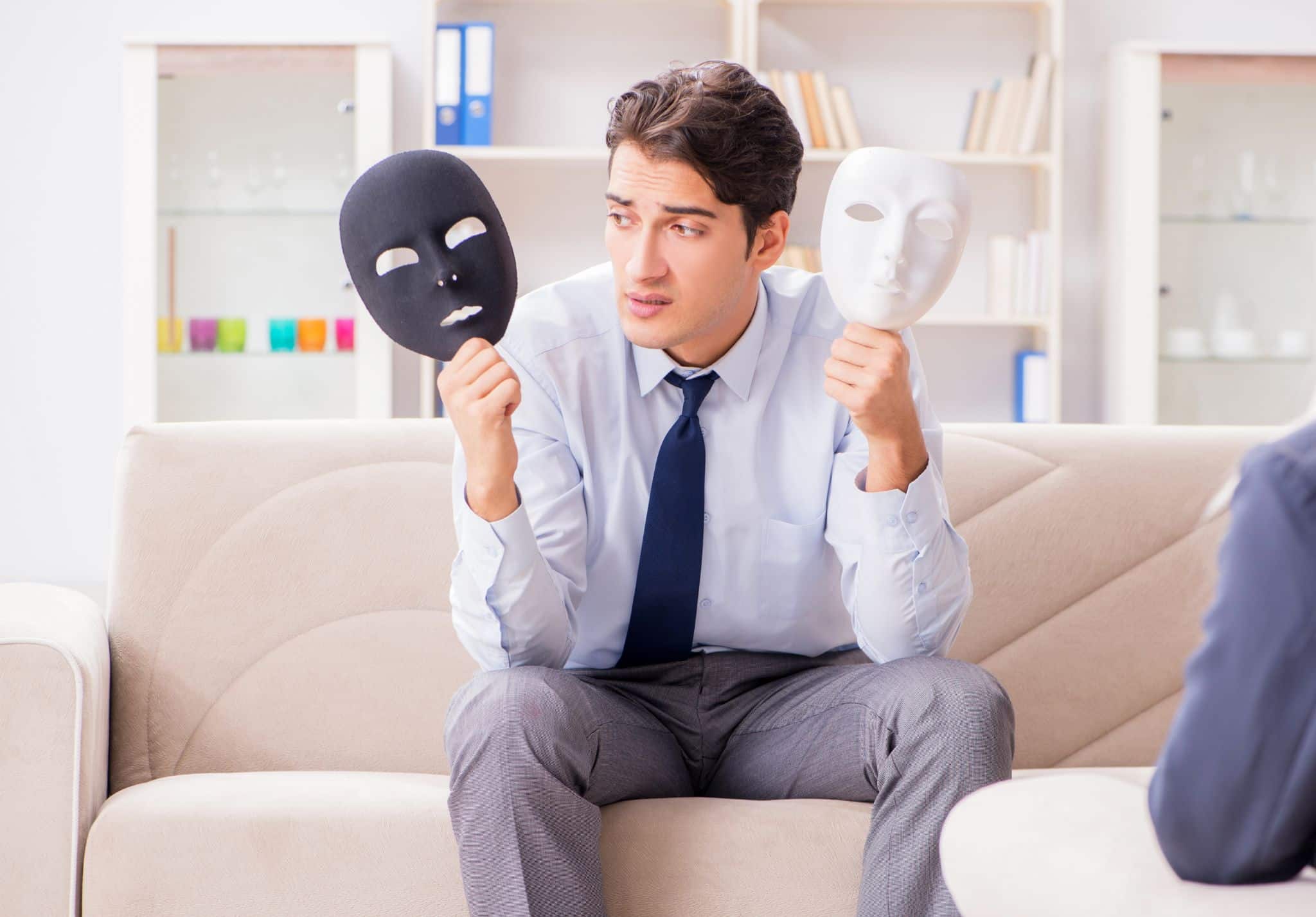 narcisista encubierto